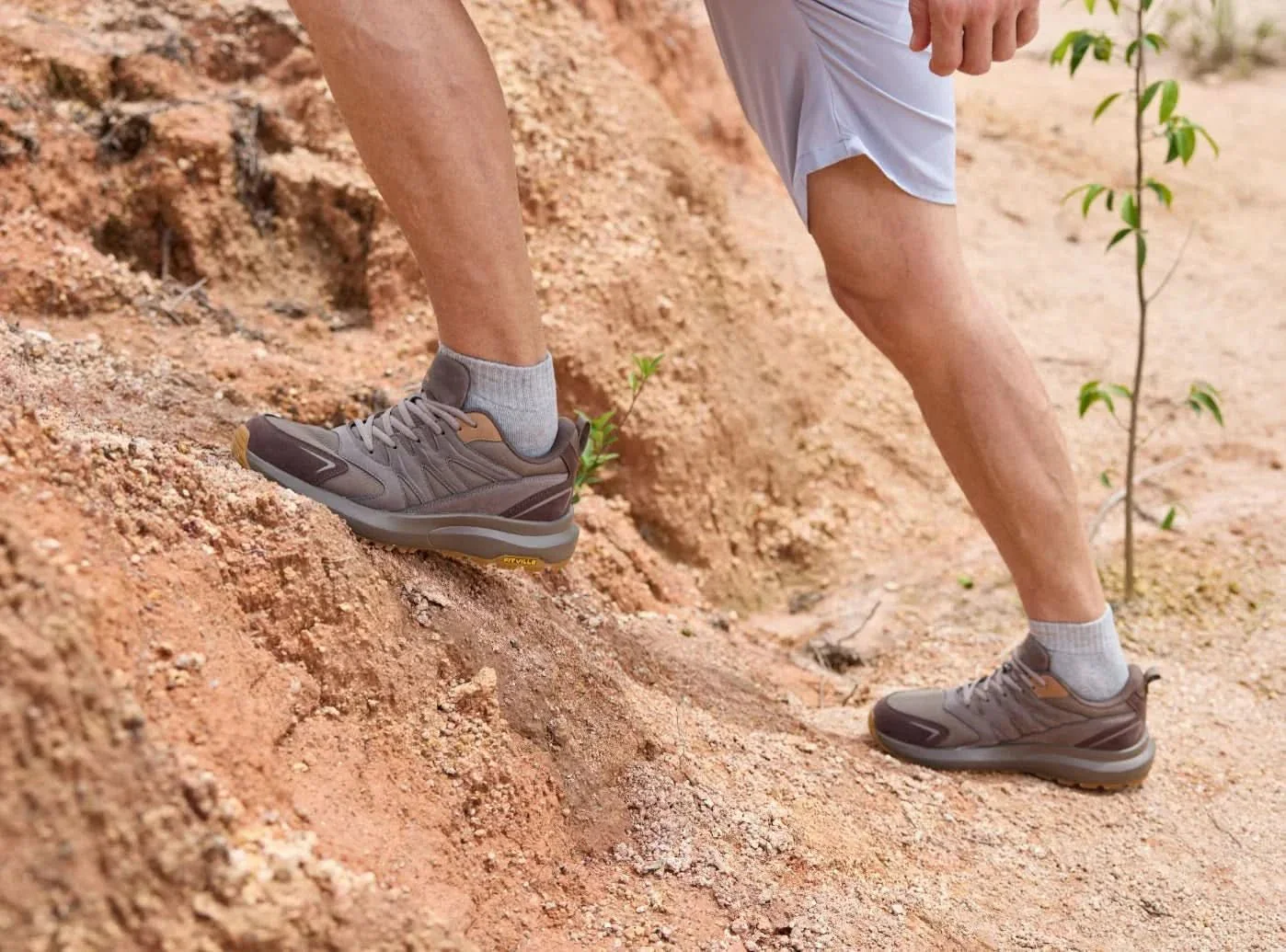 Men's Sturdy Core V4 Low - Image 11
