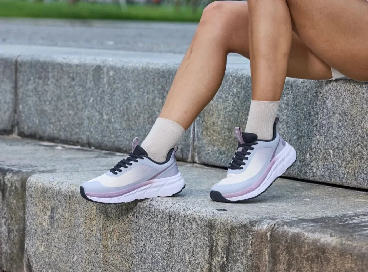 Women's FlowCore V5 - Image 2